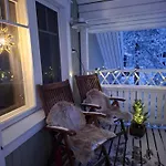 Joulutaehti, A Christmas Family For 9 빌라