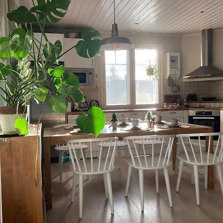 Joulutaehti, A Christmas Family For 9 Villa Rovaniemi