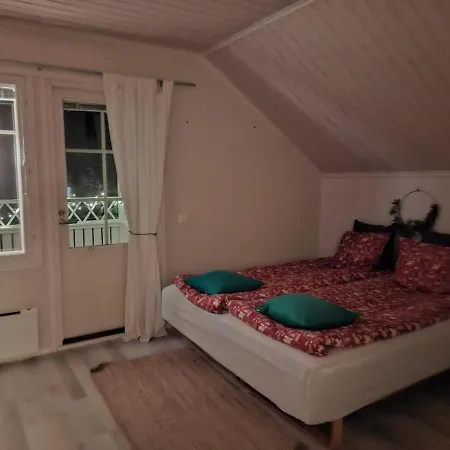 Joulutaehti, A Christmas Family For 9 Villa *