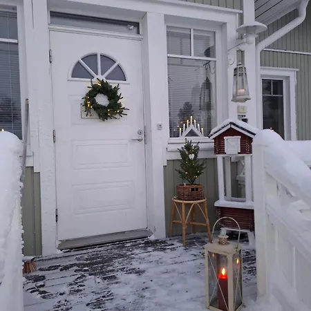 Joulutaehti, A Christmas Family For 9 Villa *