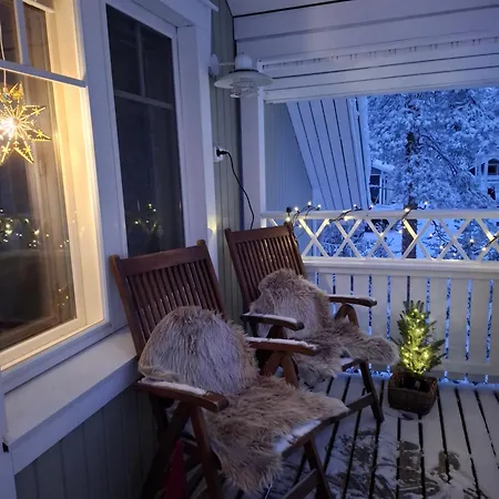 Joulutaehti, A Christmas Family For 9 Villa