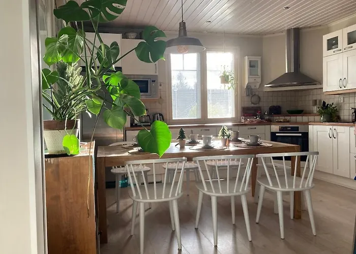 Joulutaehti, A Christmas Family For 9 וילה רובניימי