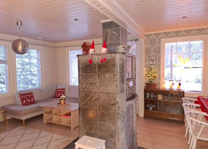 Joulutaehti, A Christmas Family For 9 Villa